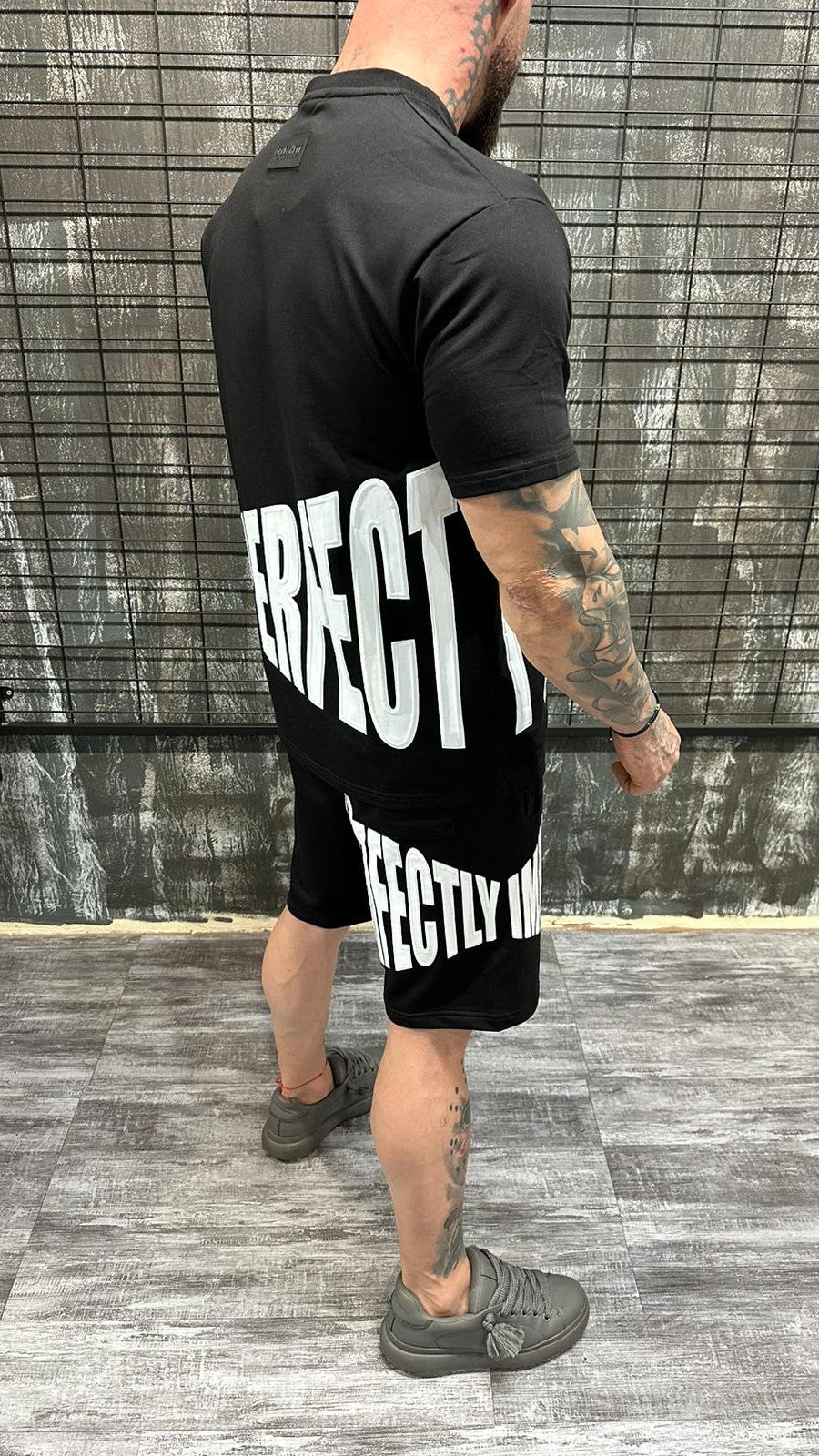 STREET GRAPHIC SET BLACK DJANI