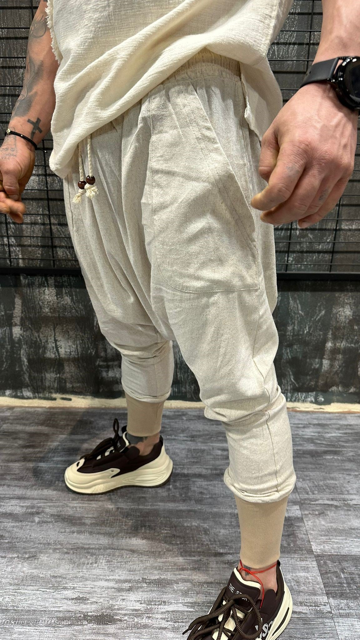 DROP CROTCH JOGGER CREAM DJANI