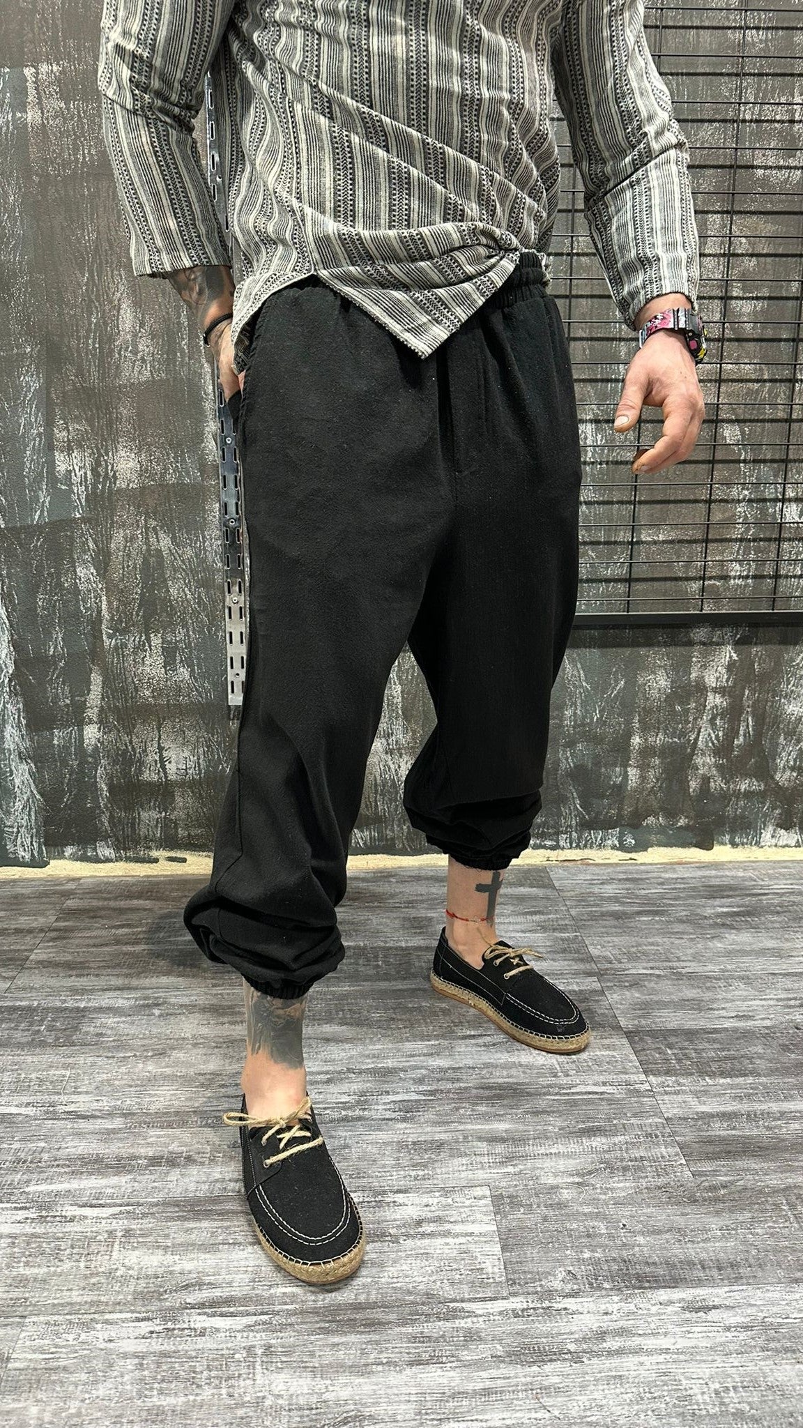 URBAN JOGGER PANTS BLACK DJANI