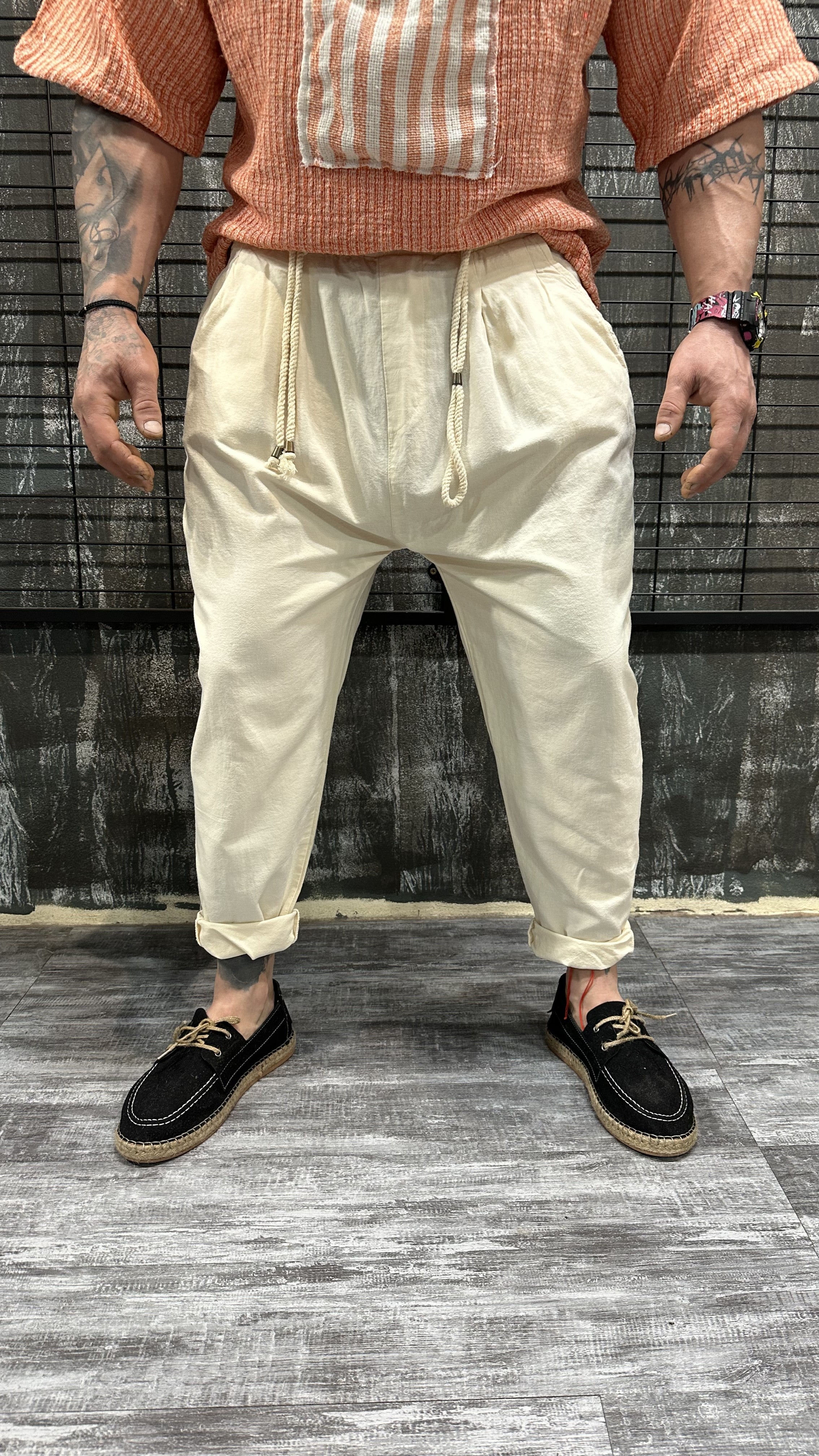 CREAM RELAX PANTS DJANI
