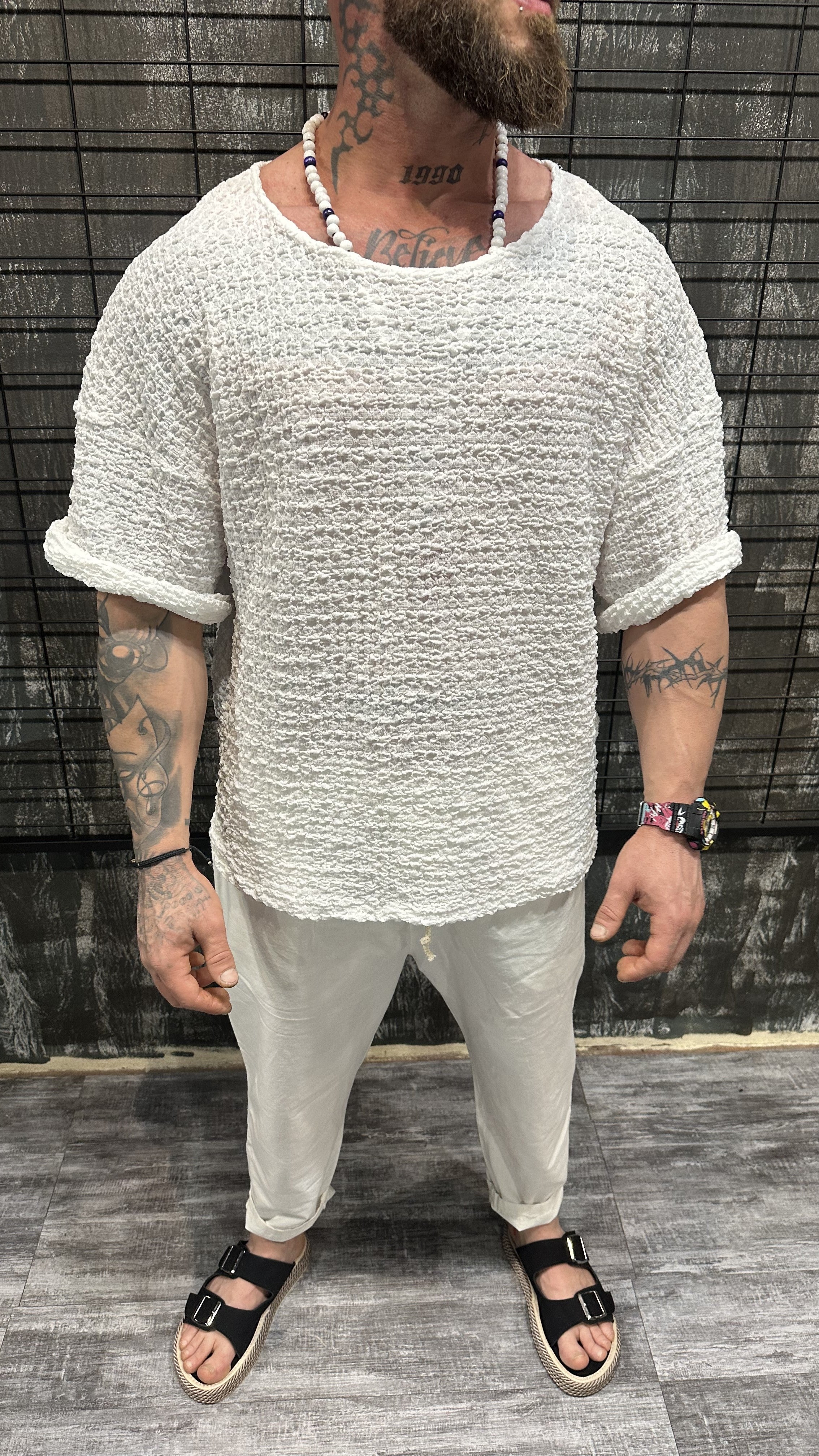 TEXTURED WHITE DJANI