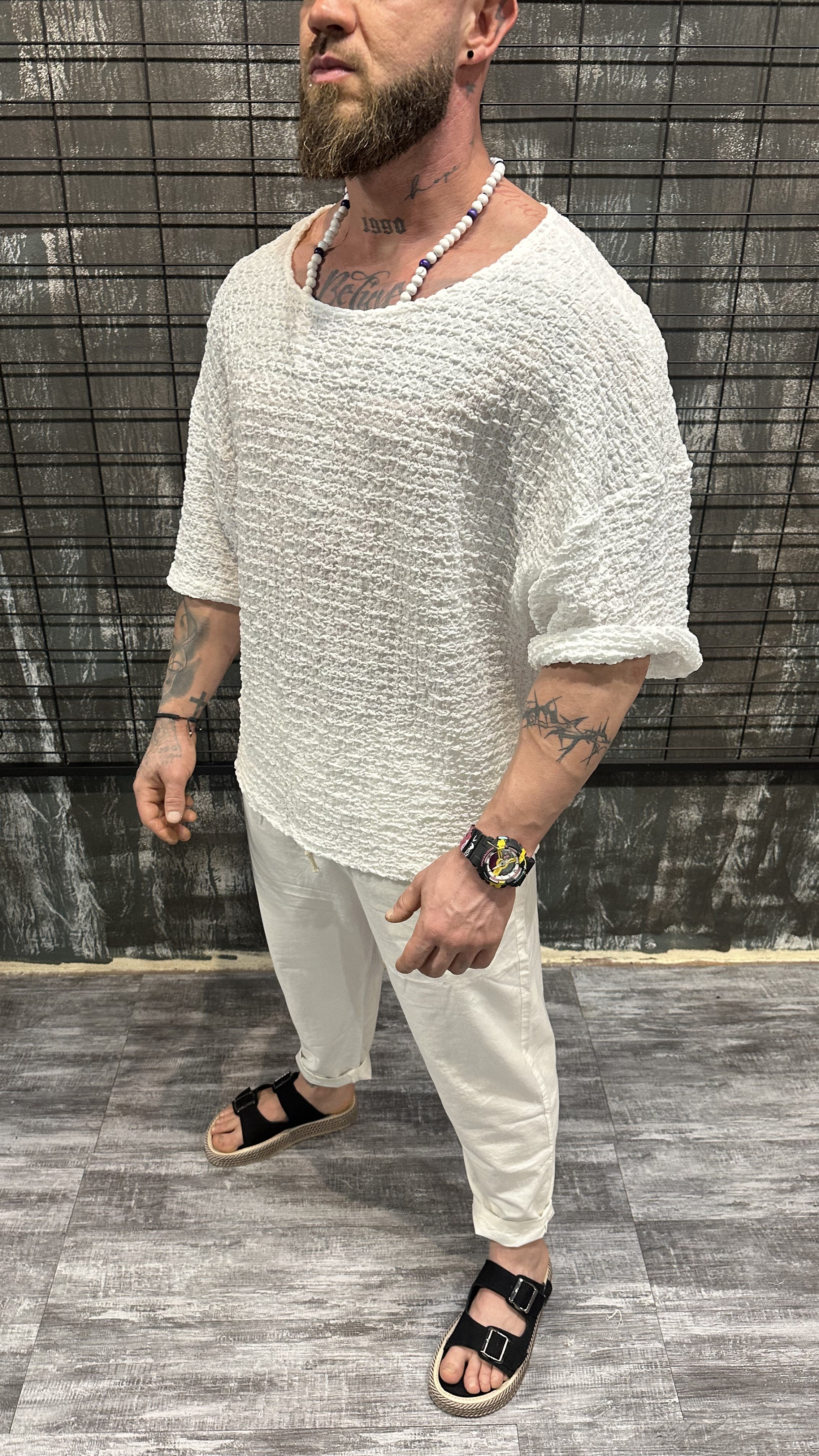TEXTURED WHITE DJANI