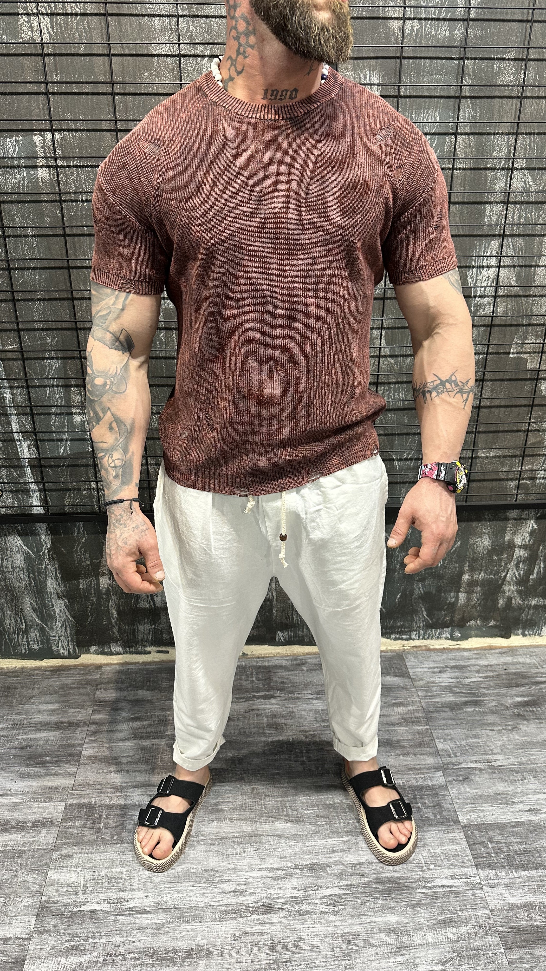 DISTRESSED VINTAGE KNIT BRICK RED DJANI