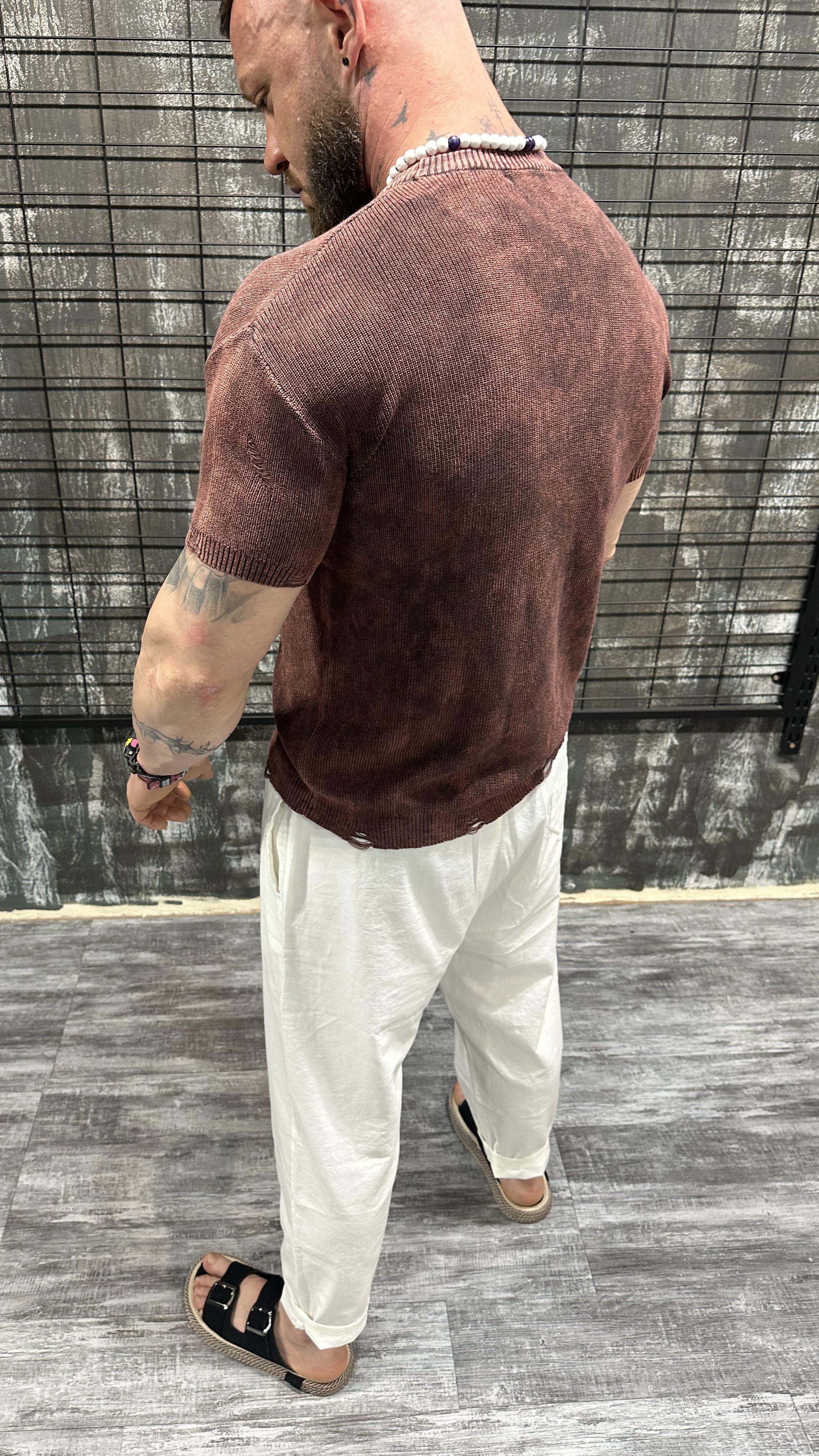 DISTRESSED VINTAGE KNIT BRICK RED DJANI