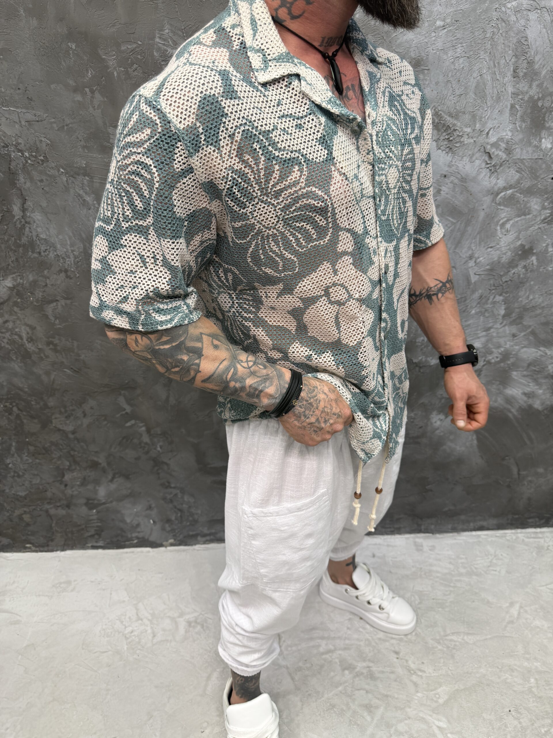 IMG_1930 Premium Crochet Shirt „Tropical Breeze“ Mint Edition - Image 1